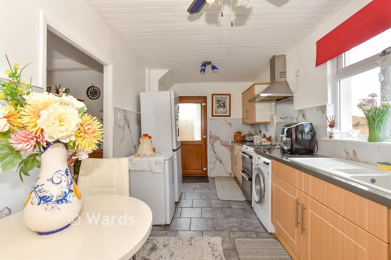 Ackholt Road, Aylesham, CT3, photo 3