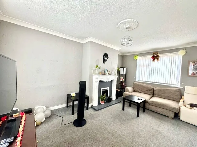 Windsor Street, Thurnscoe, ROTHERHAM, photo 2