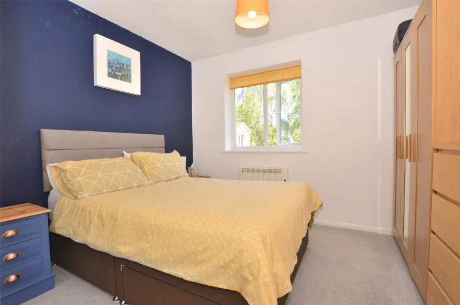 Lynwood Road, Redhill, RH1, photo 4