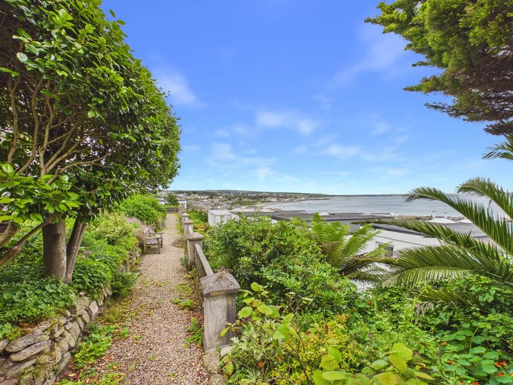 Chywoone Hill Newlyn, Penzance, photo 11