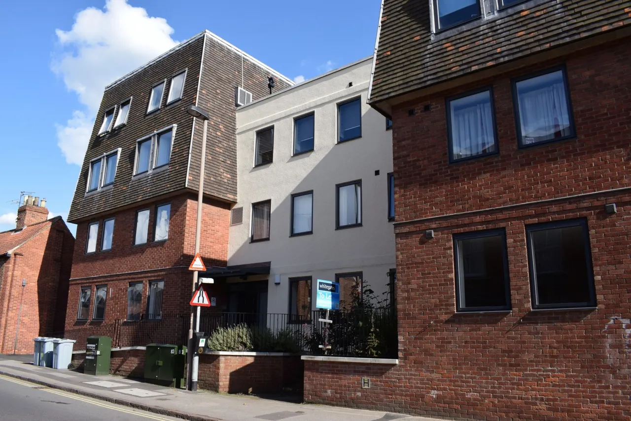 2 bed flat to rent, Millgate Apartments, Millgate, NG24