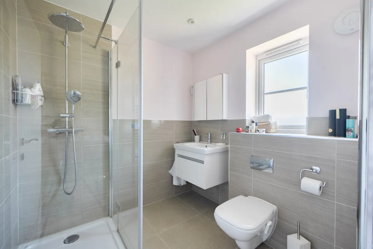 Erleigh Court Drive, Earley, RG6, photo 18