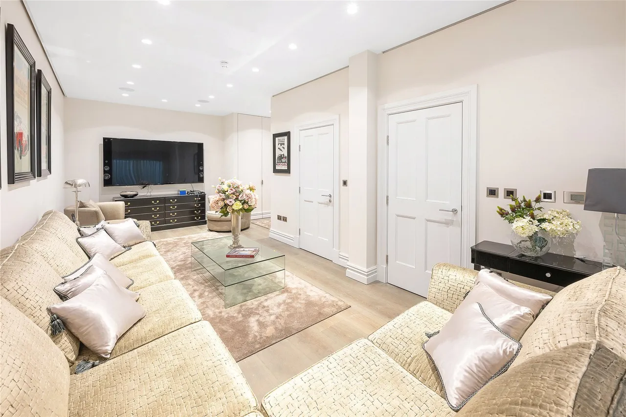 Queen's Gate Mews, South Kensington, London, SW7, photo 6