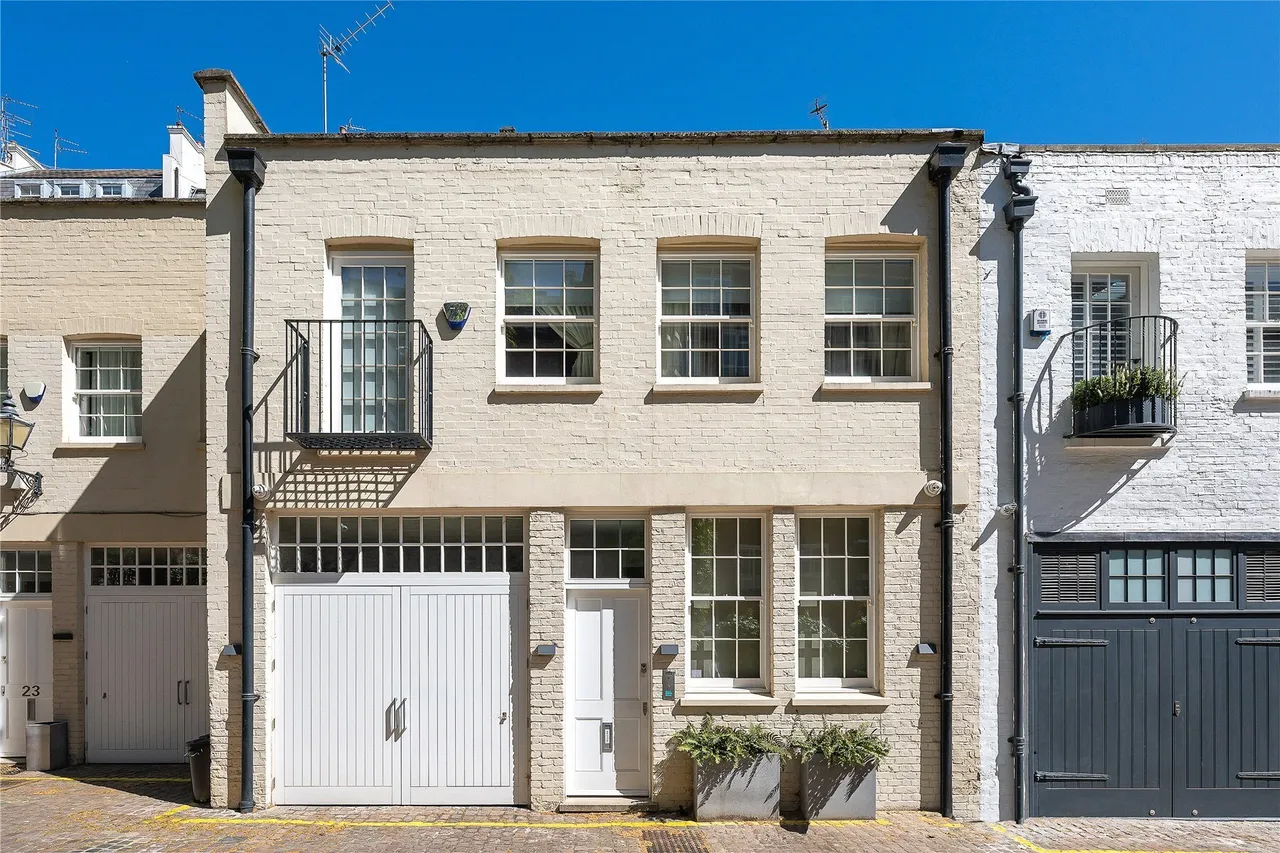 5 bed house for sale — Queen's Gate Mews, South Kensington, London, SW7