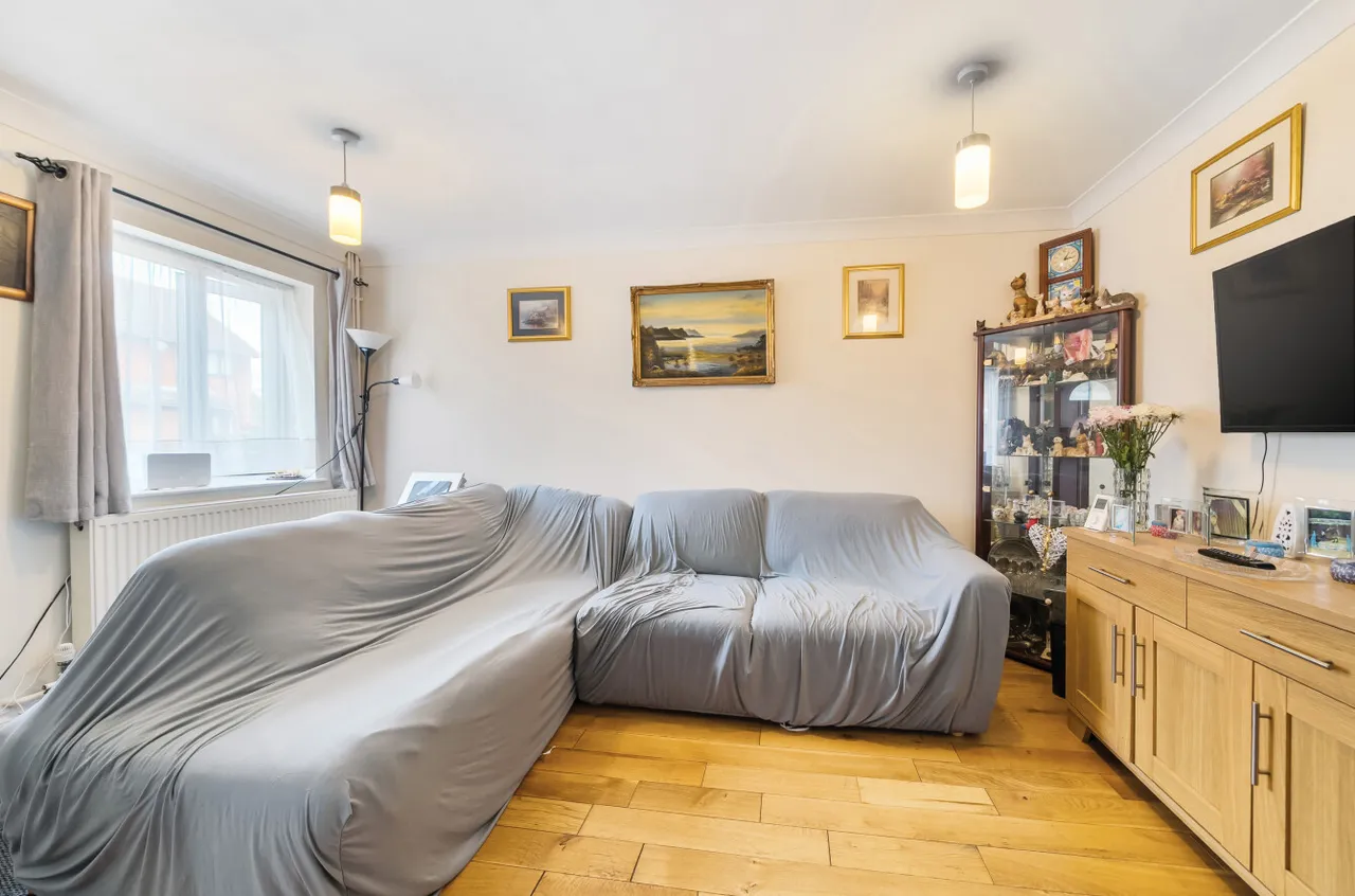 Oak Ridge, West End, Woking, Surrey, GU24 9PJ, photo 7