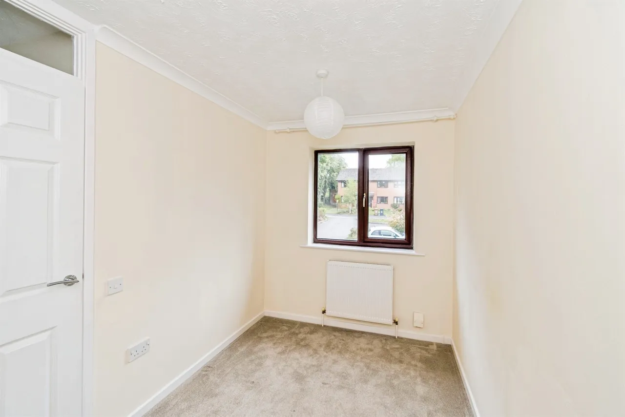 Seward Rise, Romsey, SO51, photo 13