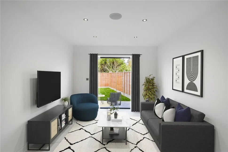 Goresbrook Road, Dagenham, RM9, photo 2