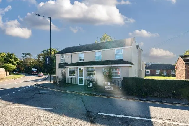 High Street, Waddesdon, HP18, photo 10