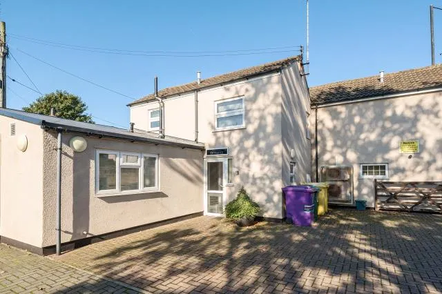 High Street, Waddesdon, HP18, photo 9