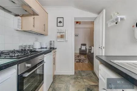 Selsdon Road, South Croydon, photo 12