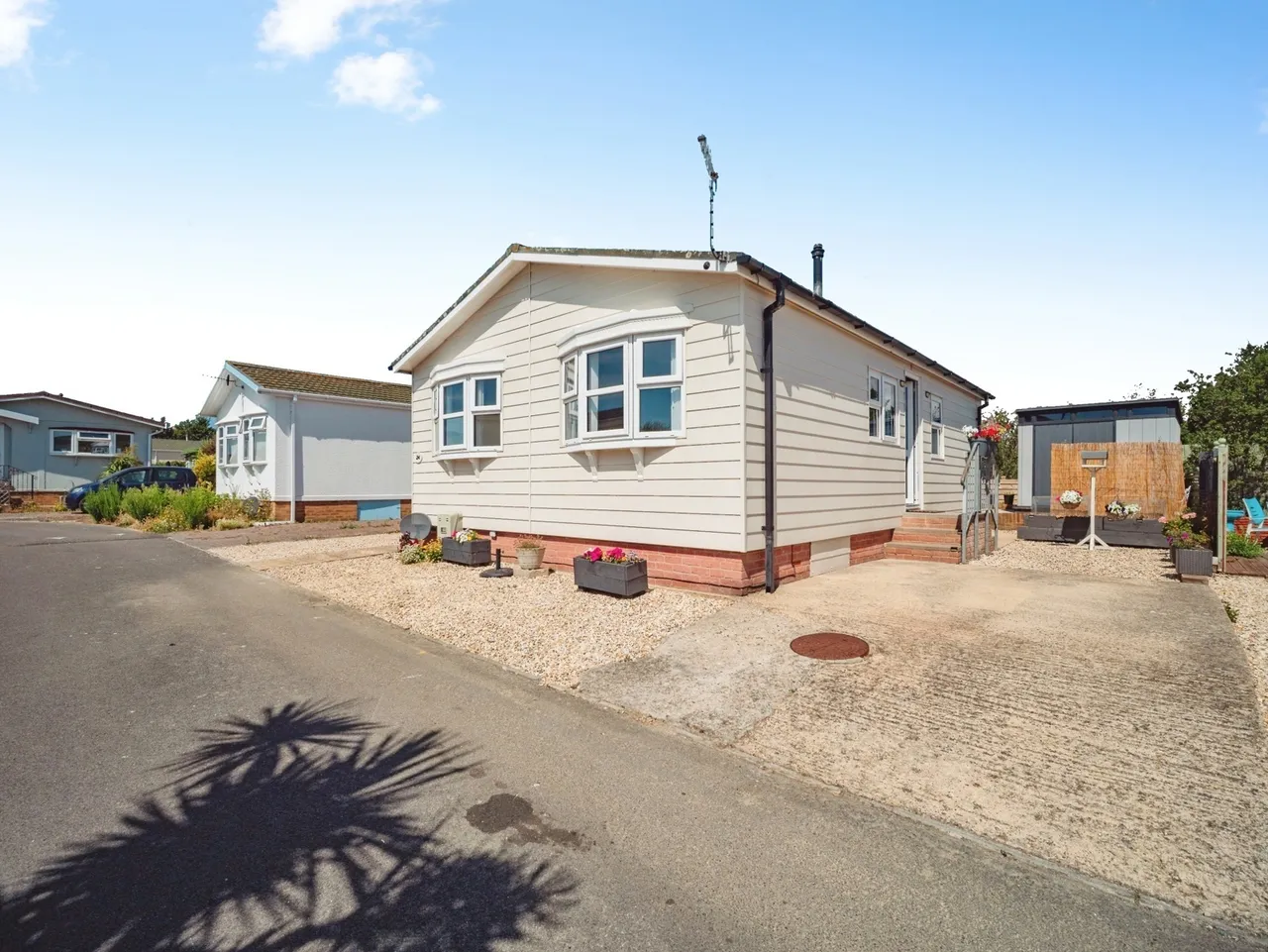 2 bed mobile home for sale, Chickerell Road, Chickerell, DT3
