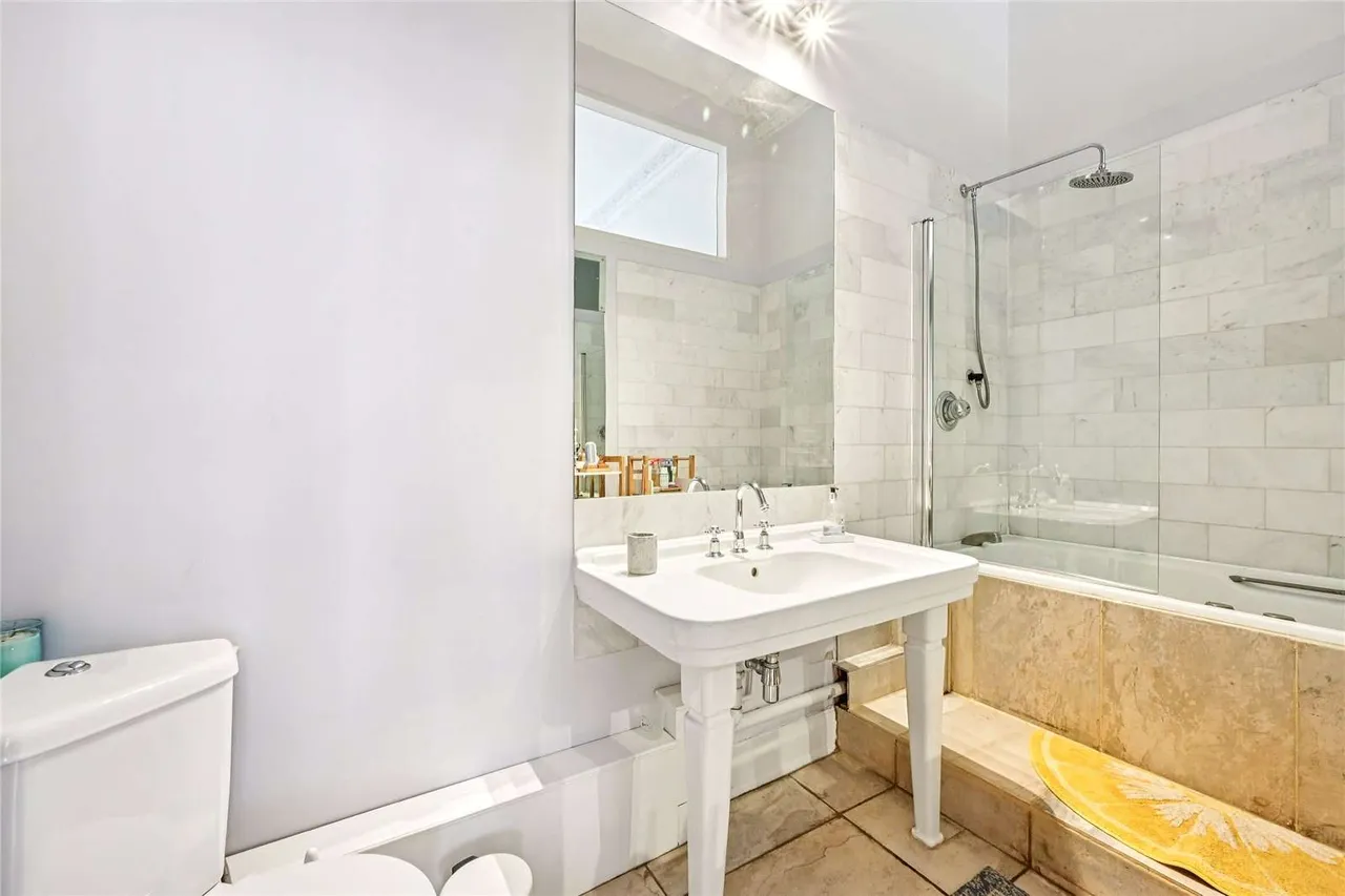 Belsize Park, London, NW3 4ET, photo 4