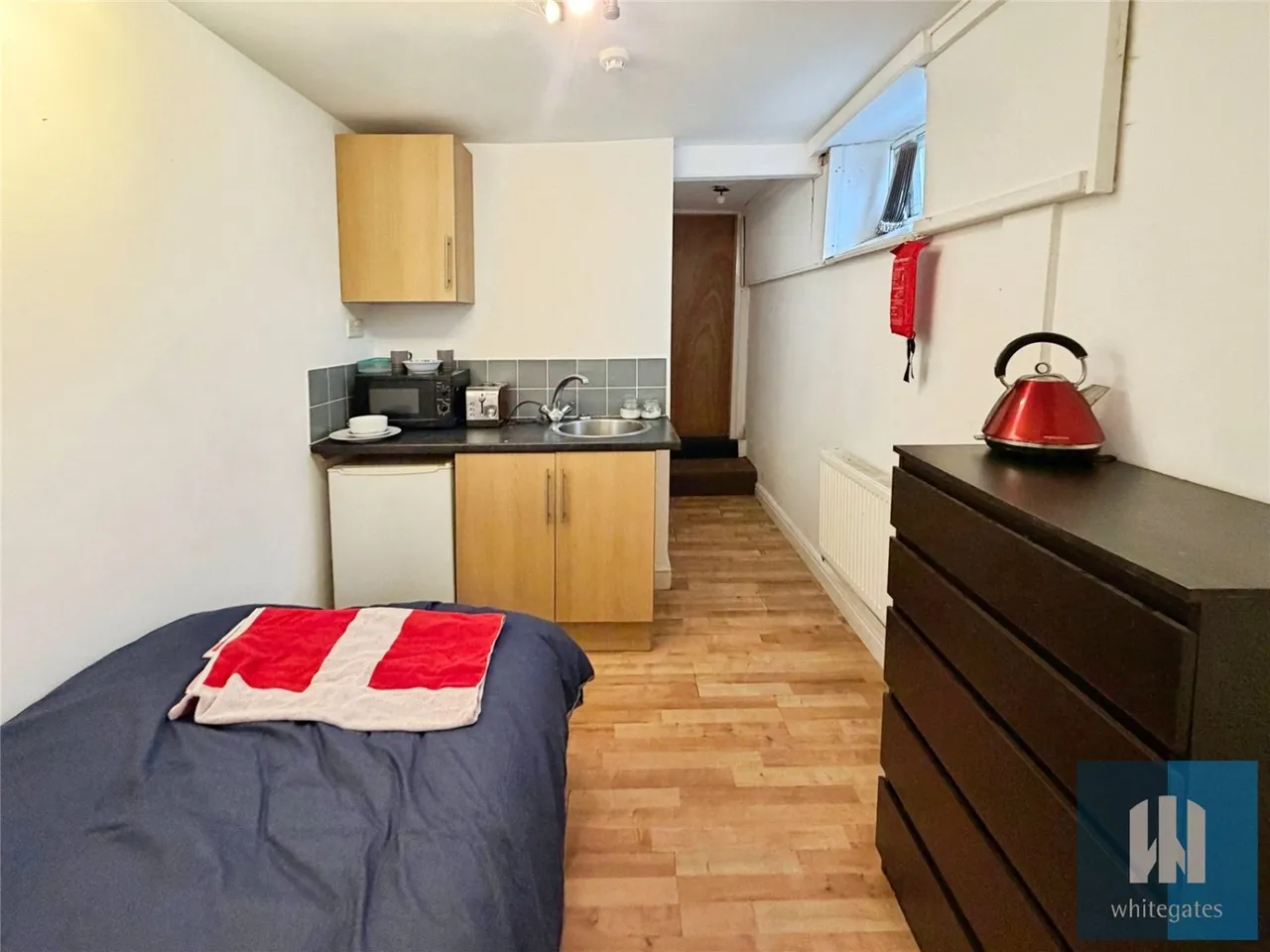 Neale Road, Lockwood, HD1, photo 5