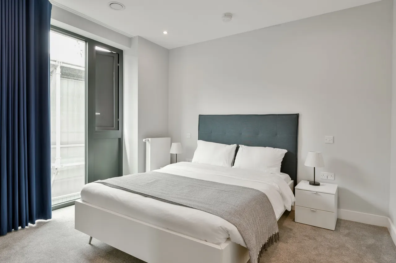 Showflat 3 (2 Bed), Momento Kew Bridge, Brentford, photo 11