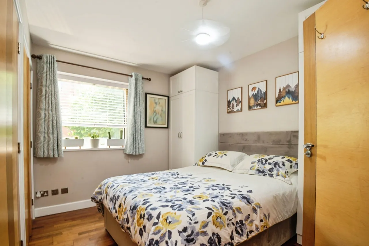 Henke Court, CARDIFF, South Glamorgan, CF10, photo 7