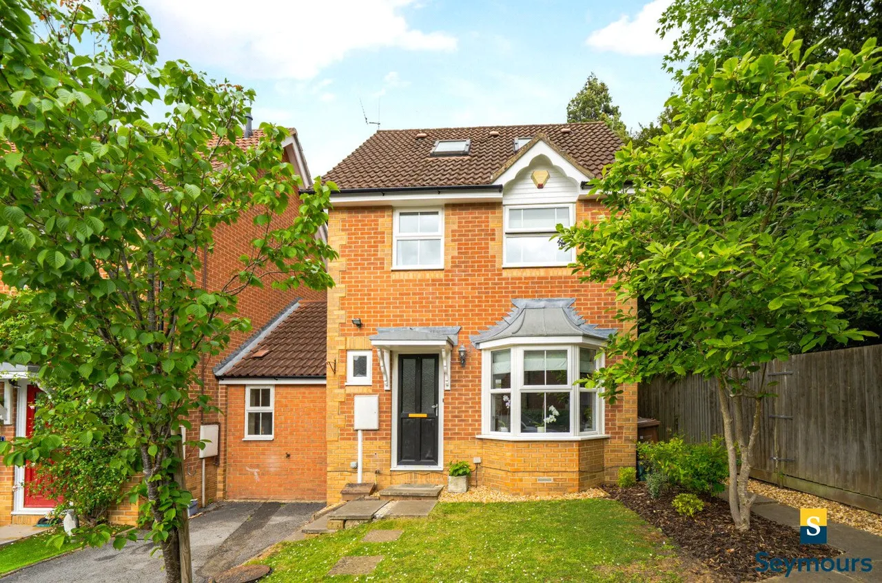 Cater Gardens, Guildford, GU3, photo 23
