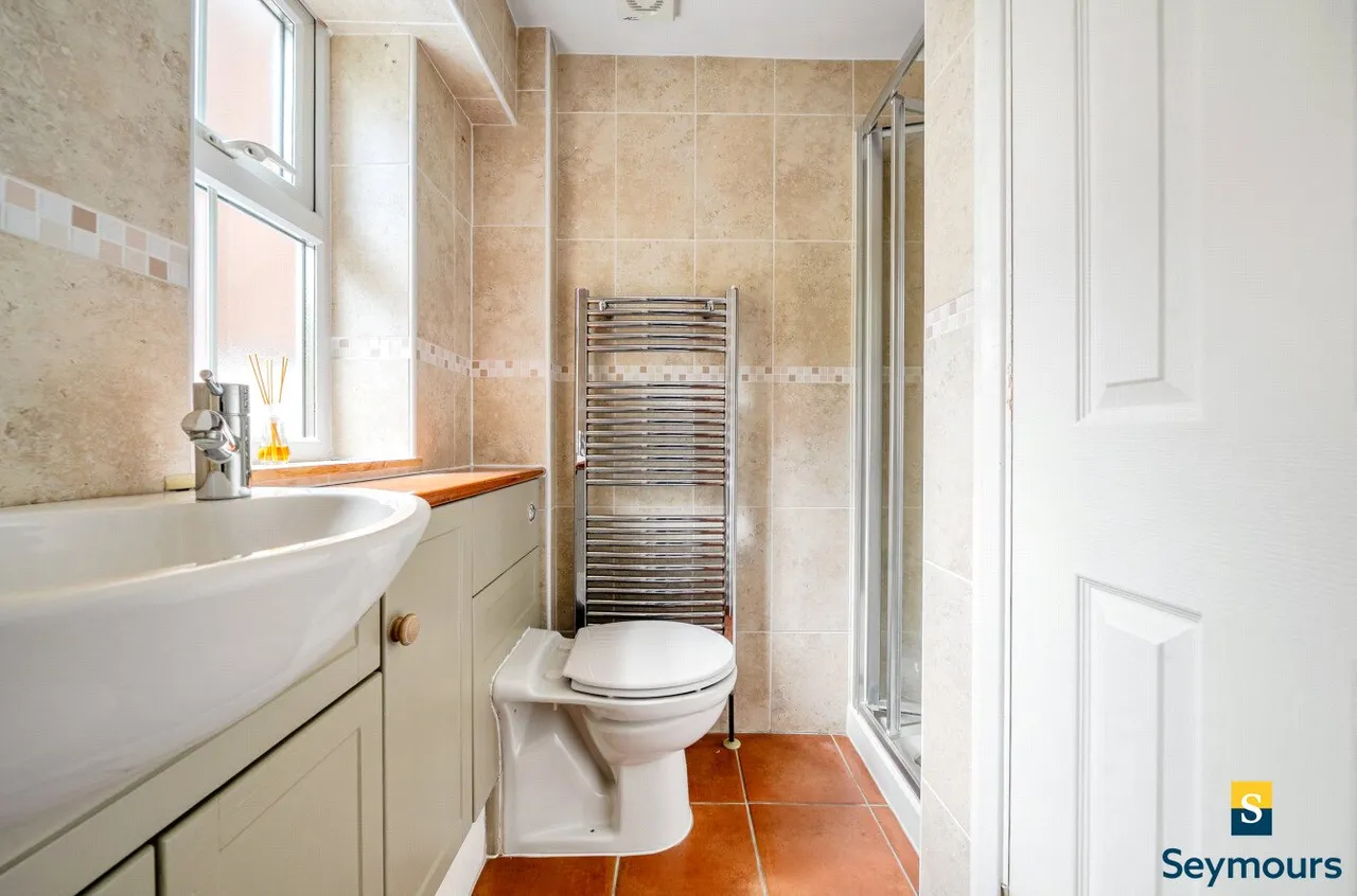 Cater Gardens, Guildford, GU3, photo 16