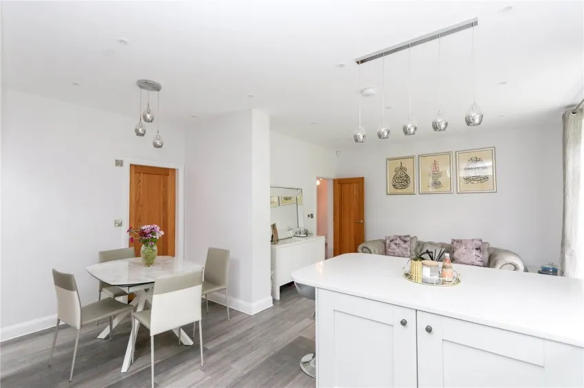 Brookfield Crescent, Cheadle, photo 10
