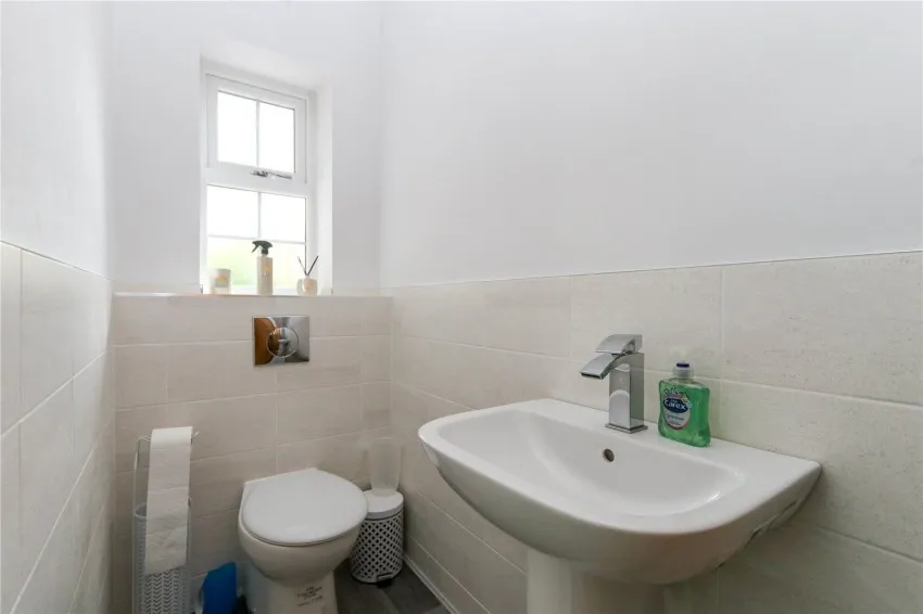 Brookfield Crescent, Cheadle, photo 12
