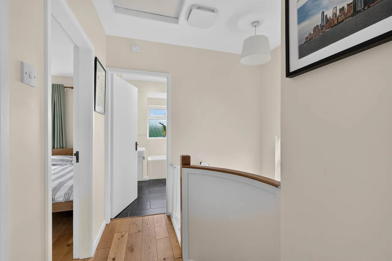 Cricklewood Crescent, Stranmillis, BT9, photo 12