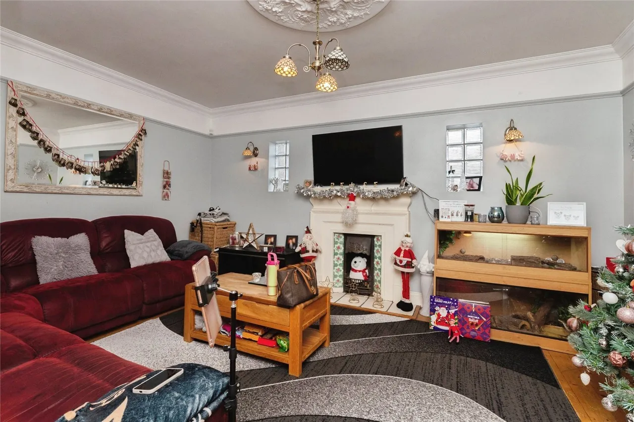 Beverley Avenue, CANVEY ISLAND, Essex, SS8, photo 9