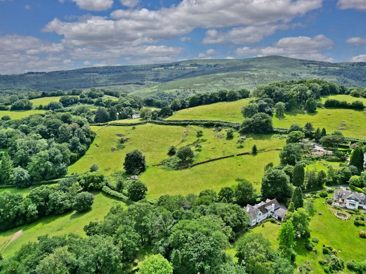 4 bed house for sale, Lustleigh, Newton Abbot, TQ13