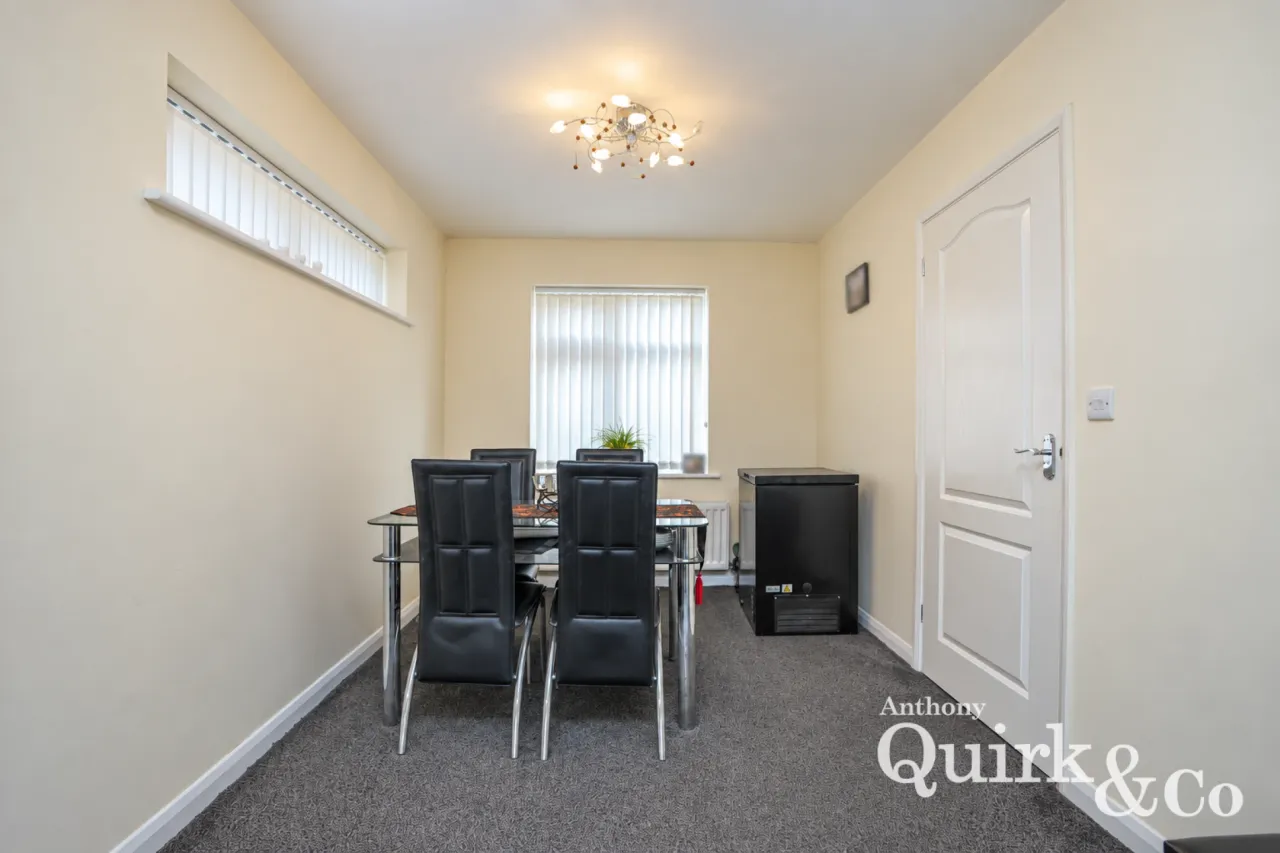 Mayland Avenue, Canvey Island, SS8, photo 7