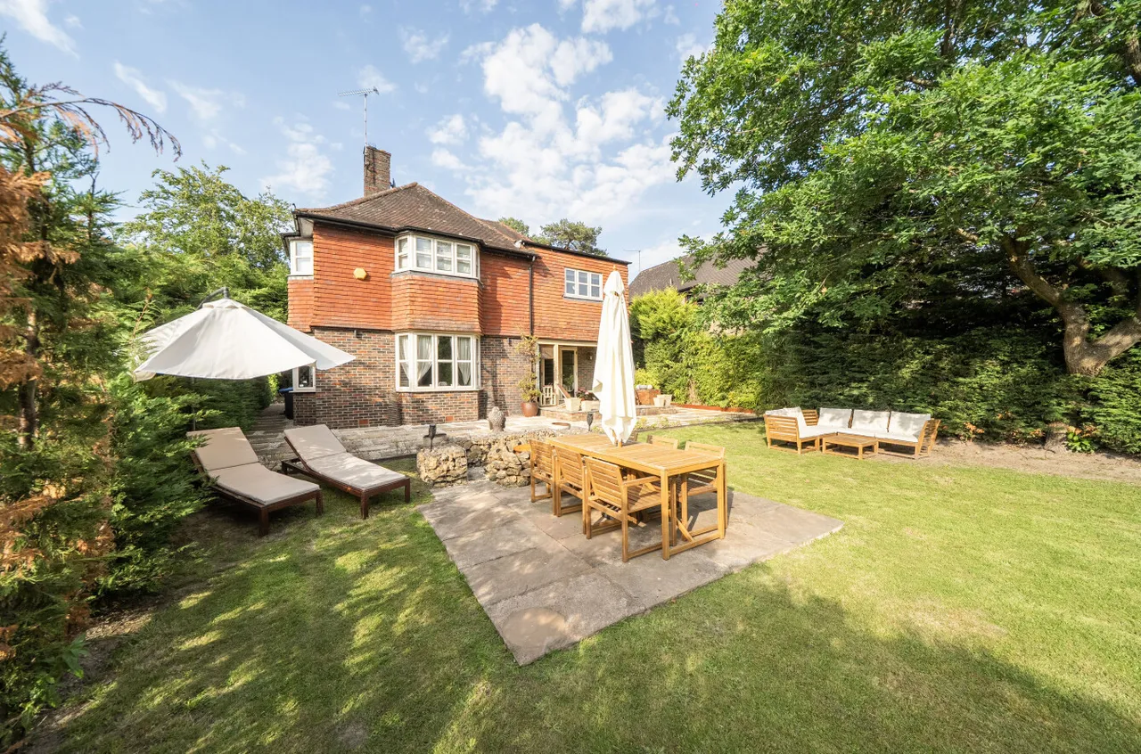 Furze Lane, East Grinstead, RH19, photo 4