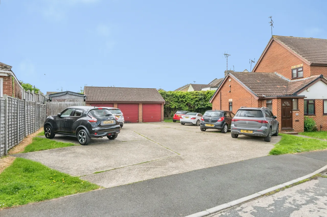 High Road, Basildon, SS15, photo 7