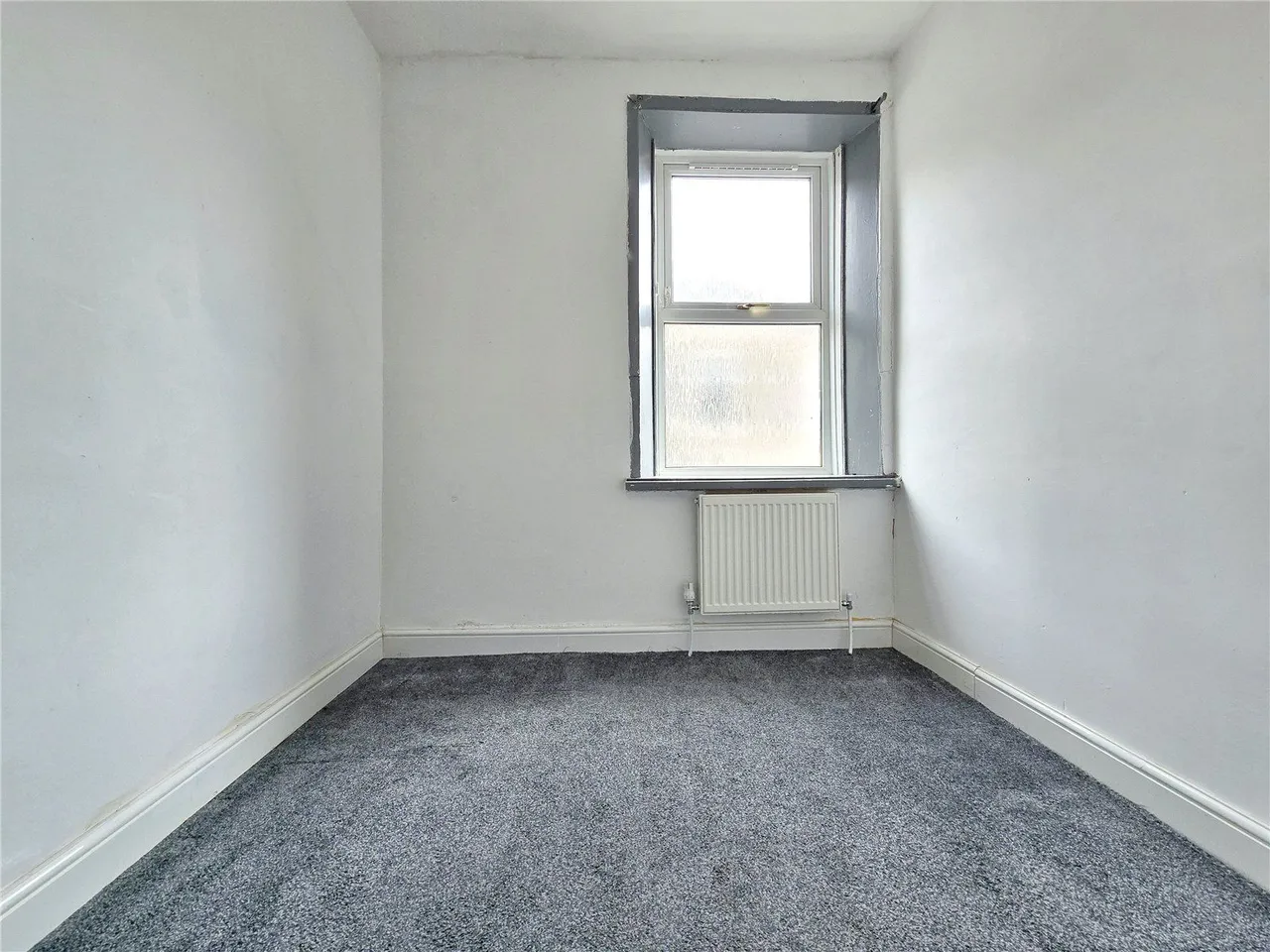Inkerman Street, Bacup, OL13, photo 5