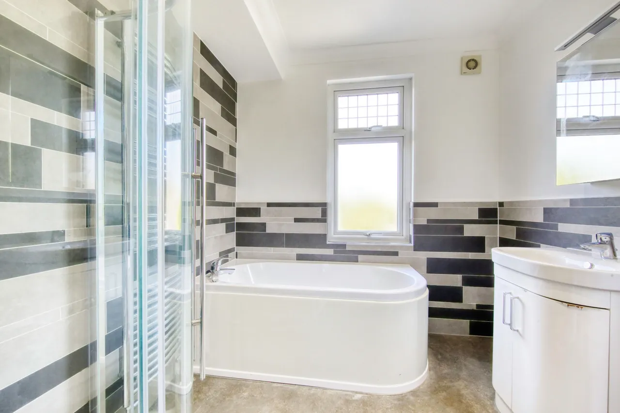 Surbiton Road, Kingston Upon Thames, KT1 2JA, photo 12
