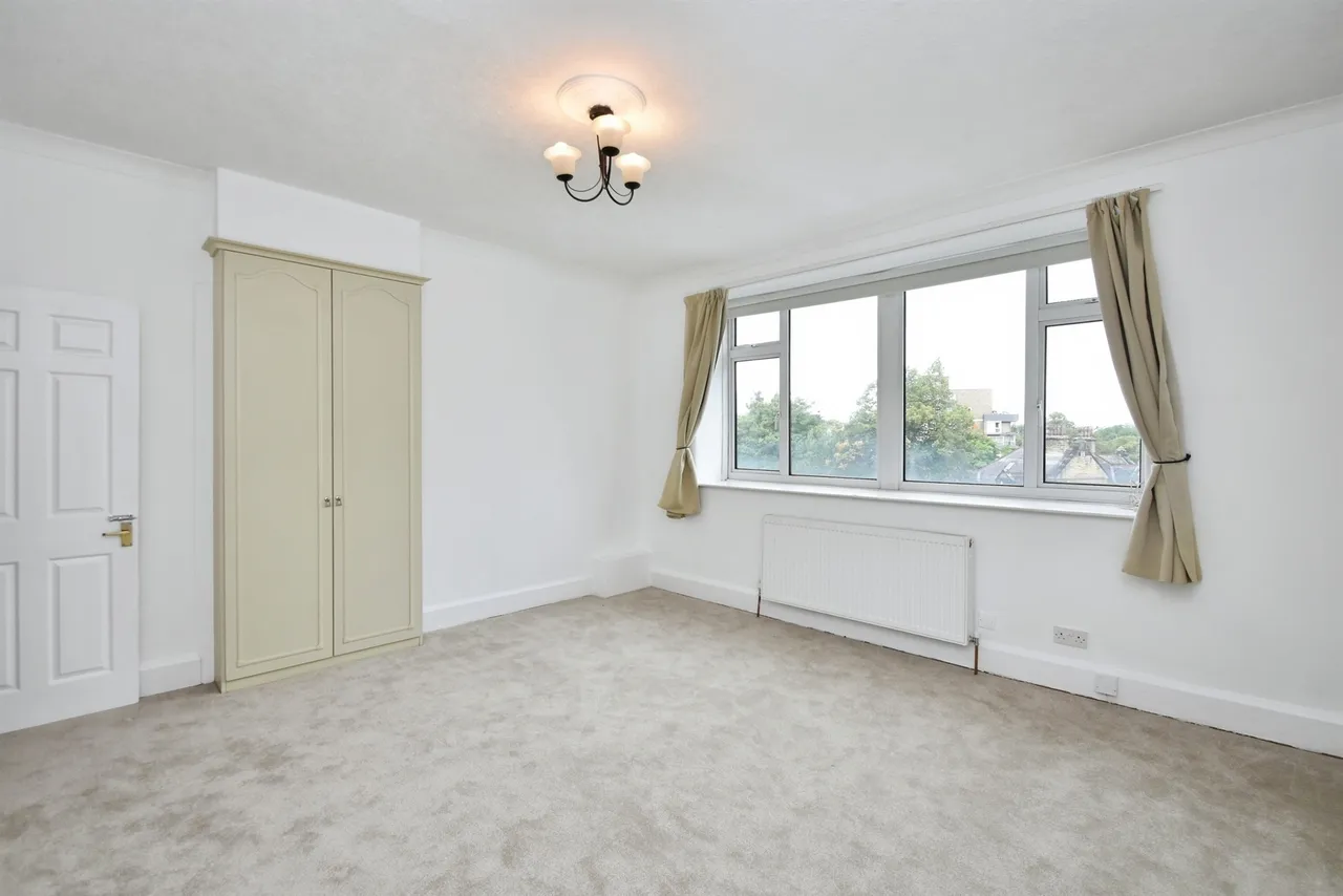 Victoria Road, Harrogate, photo 8