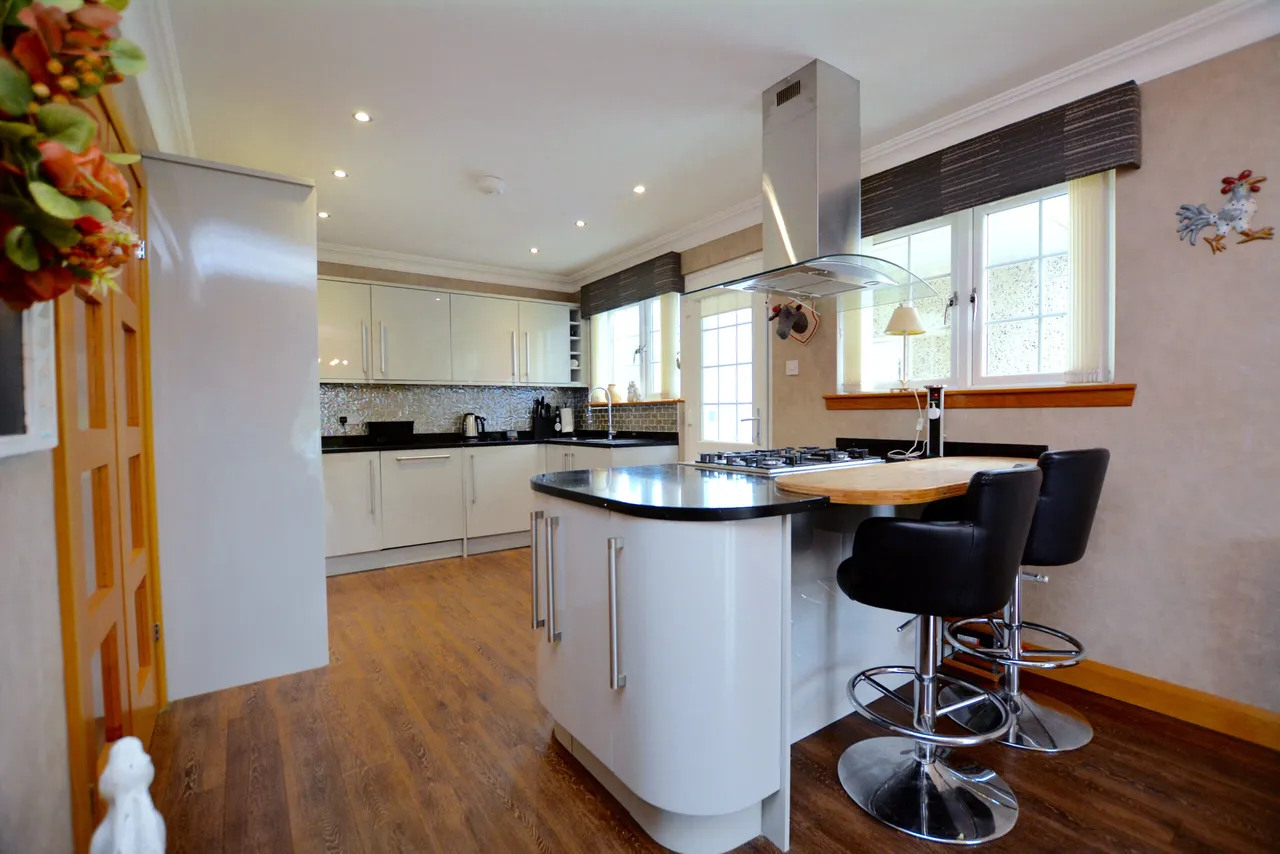 31 Gailes Road, Barassie, Troon, KA10 6TB, photo 6