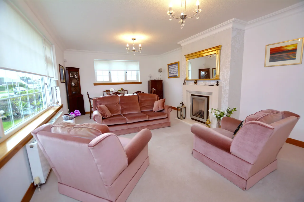 31 Gailes Road, Barassie, Troon, KA10 6TB, photo 3