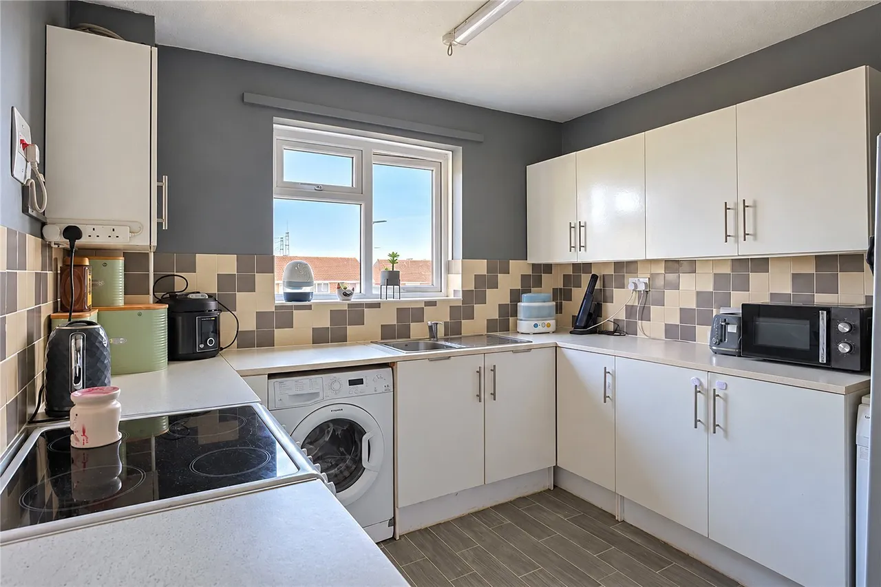 Manton Road, Poole, BH15, photo 6