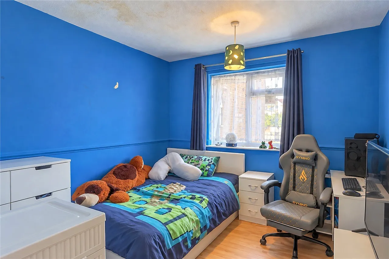 Manton Road, Poole, BH15, photo 9