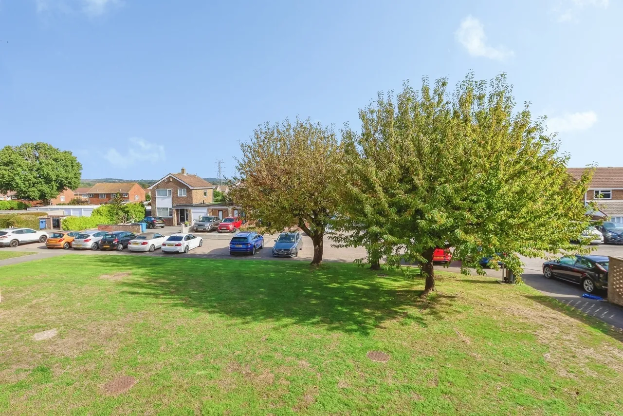 Manton Road, Poole, BH15, photo 15