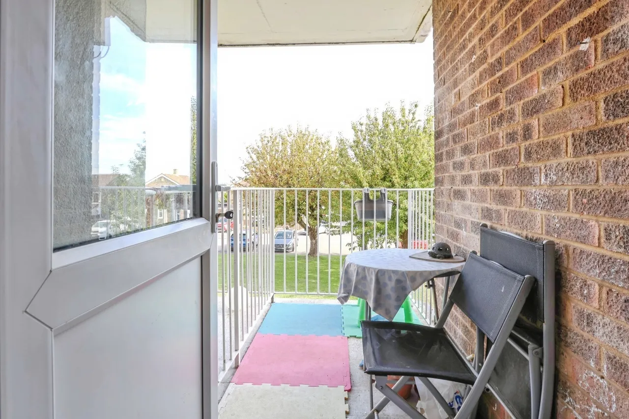 Manton Road, Poole, BH15, photo 10