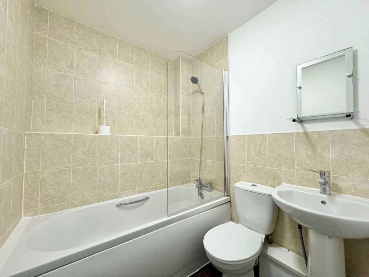 Oakwell Vale, Barnsley, S71, photo 7