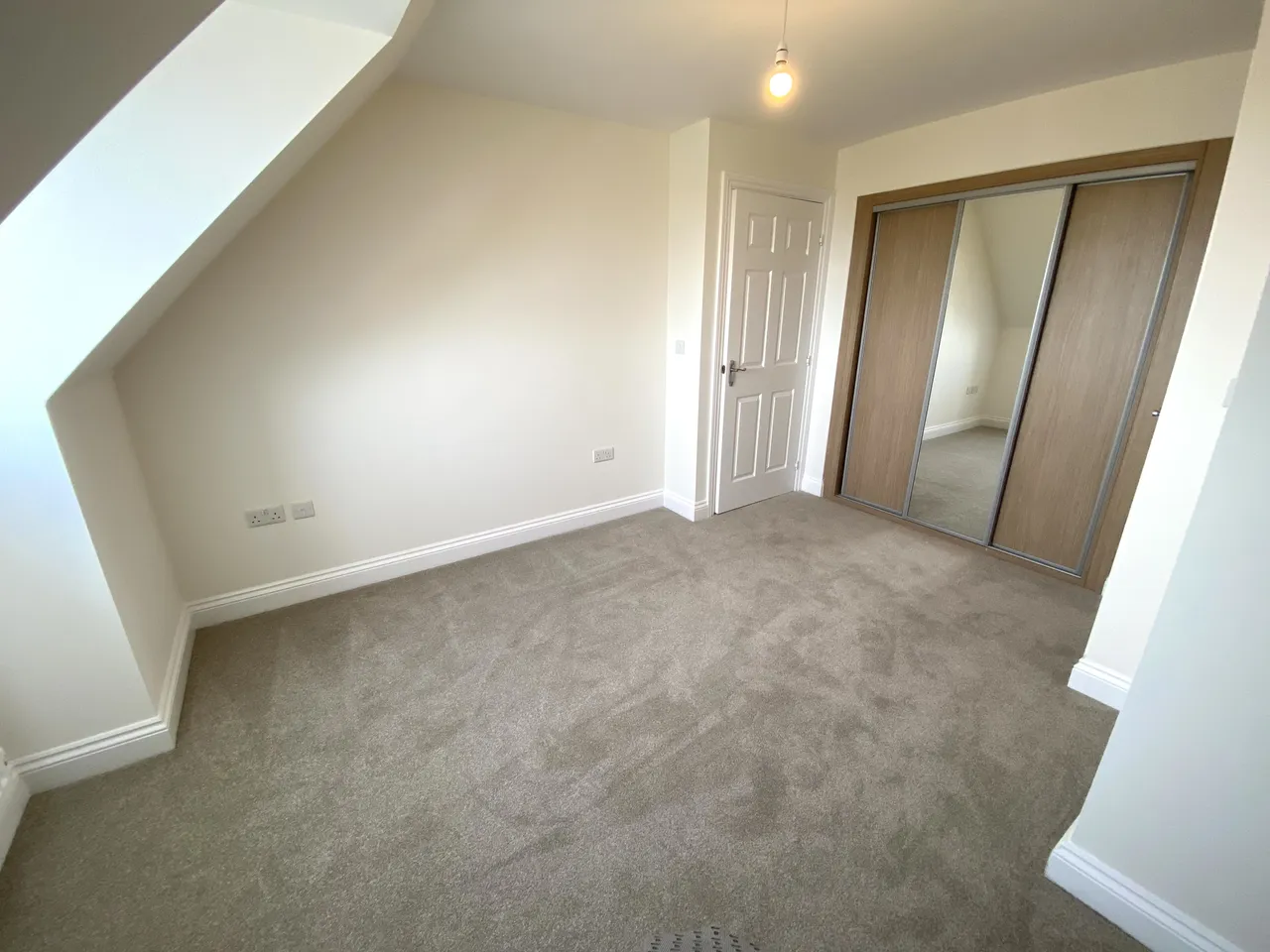 Lea Court, Bingham, NG13, photo 11