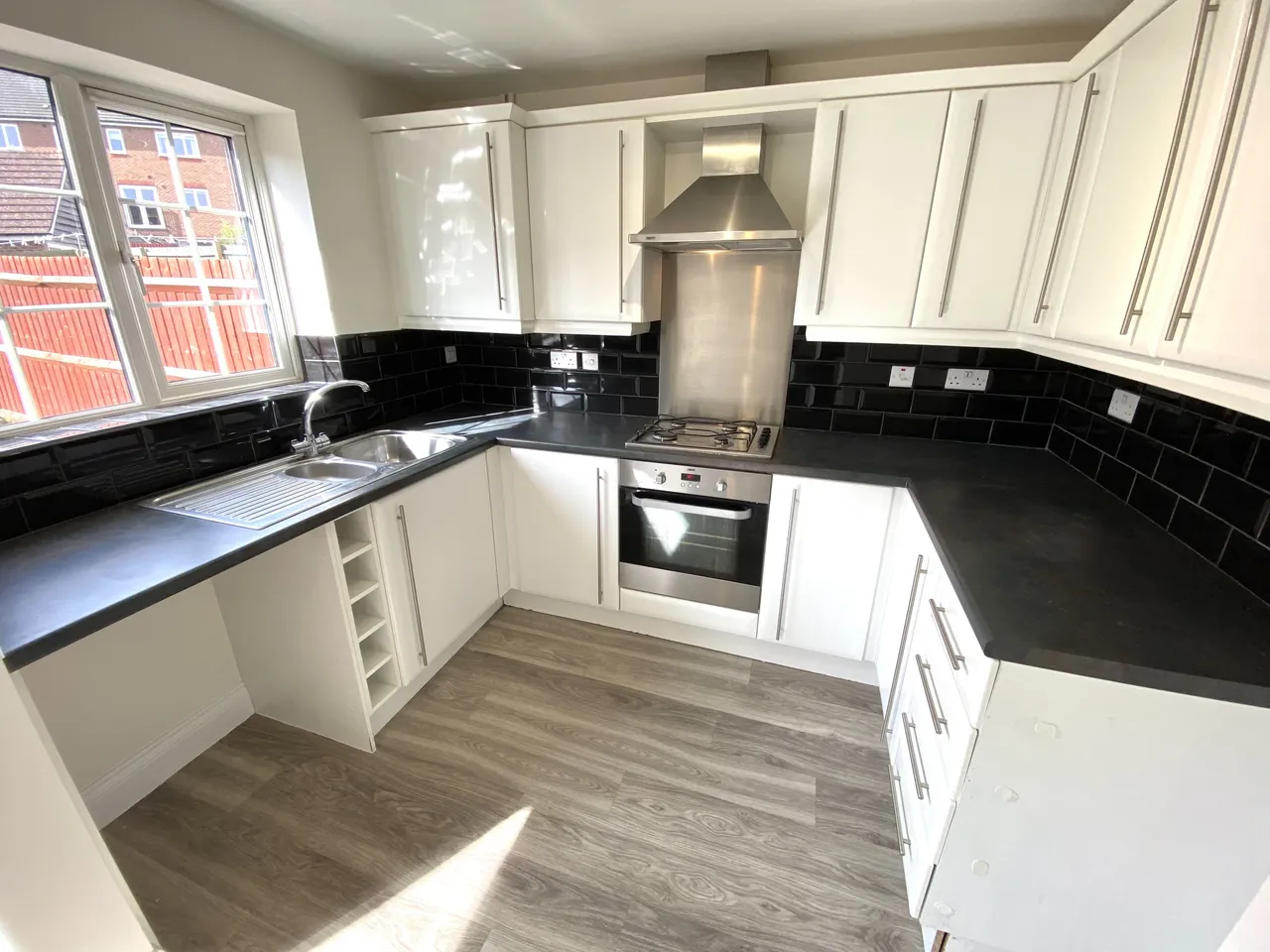 Lea Court, Bingham, NG13, photo 5