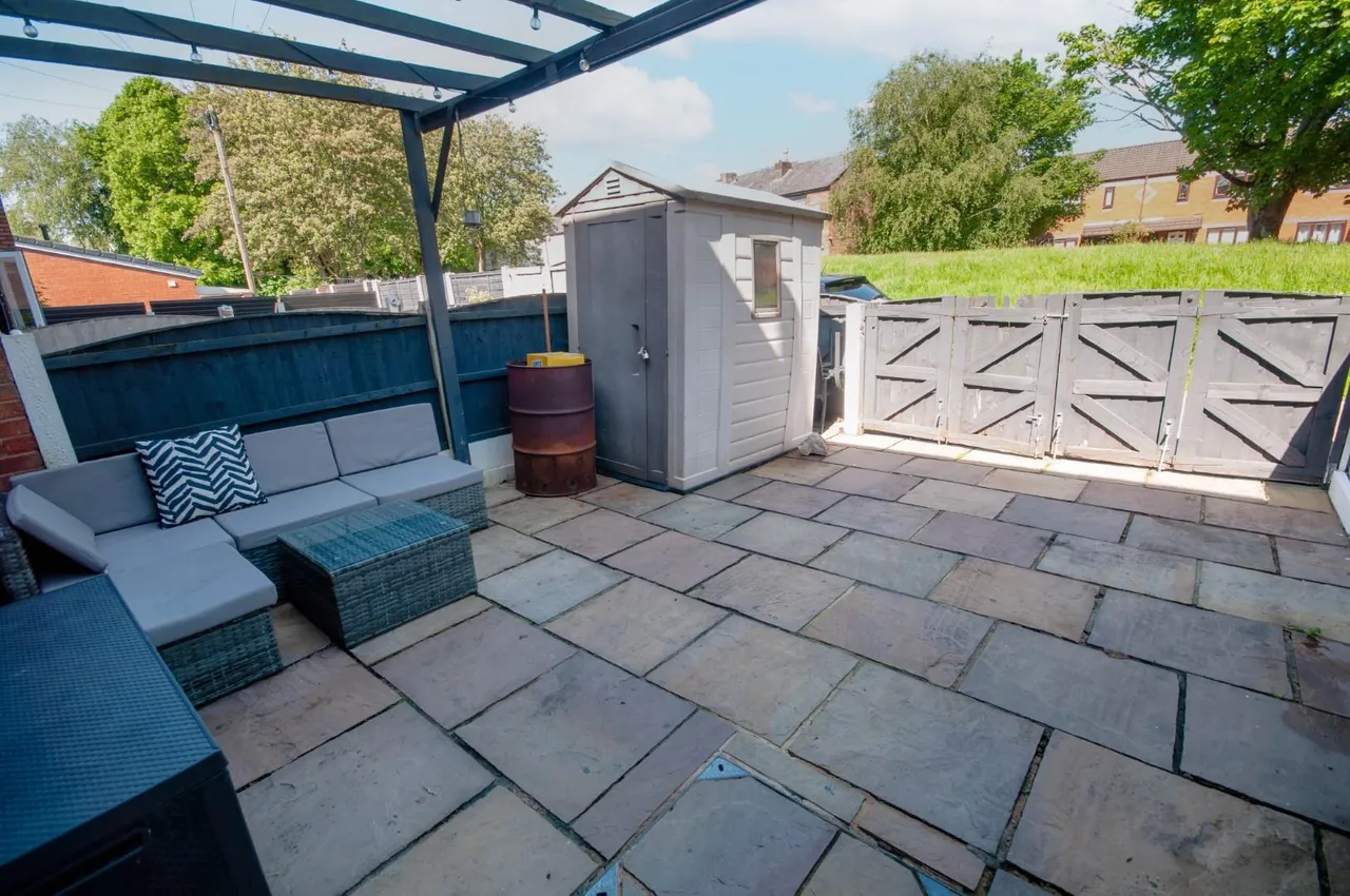 Cross Lane, Radcliffe, Manchester, M26 2QZ, photo 12