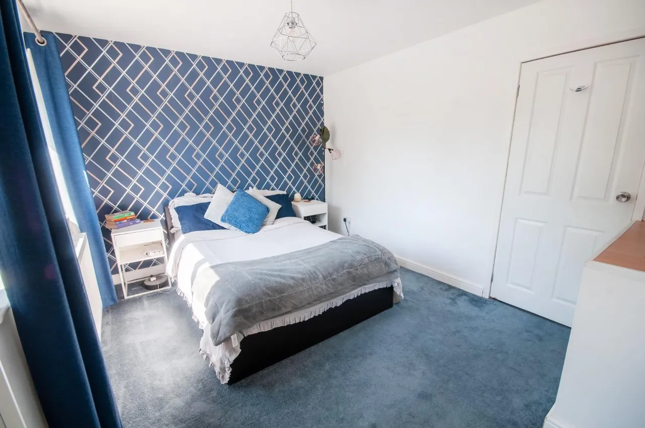 Cross Lane, Radcliffe, Manchester, M26 2QZ, photo 7