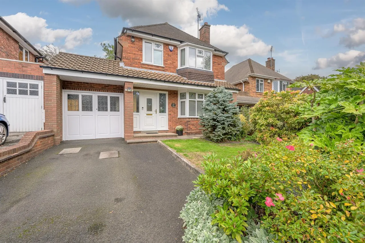 Elizabeth Grove, Dudley, DY2, photo 38