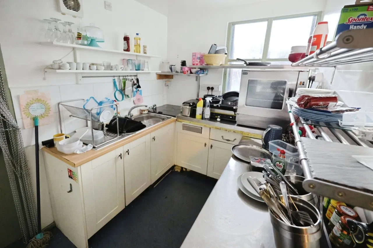 Front Street, West Auckland, DL14, photo 11