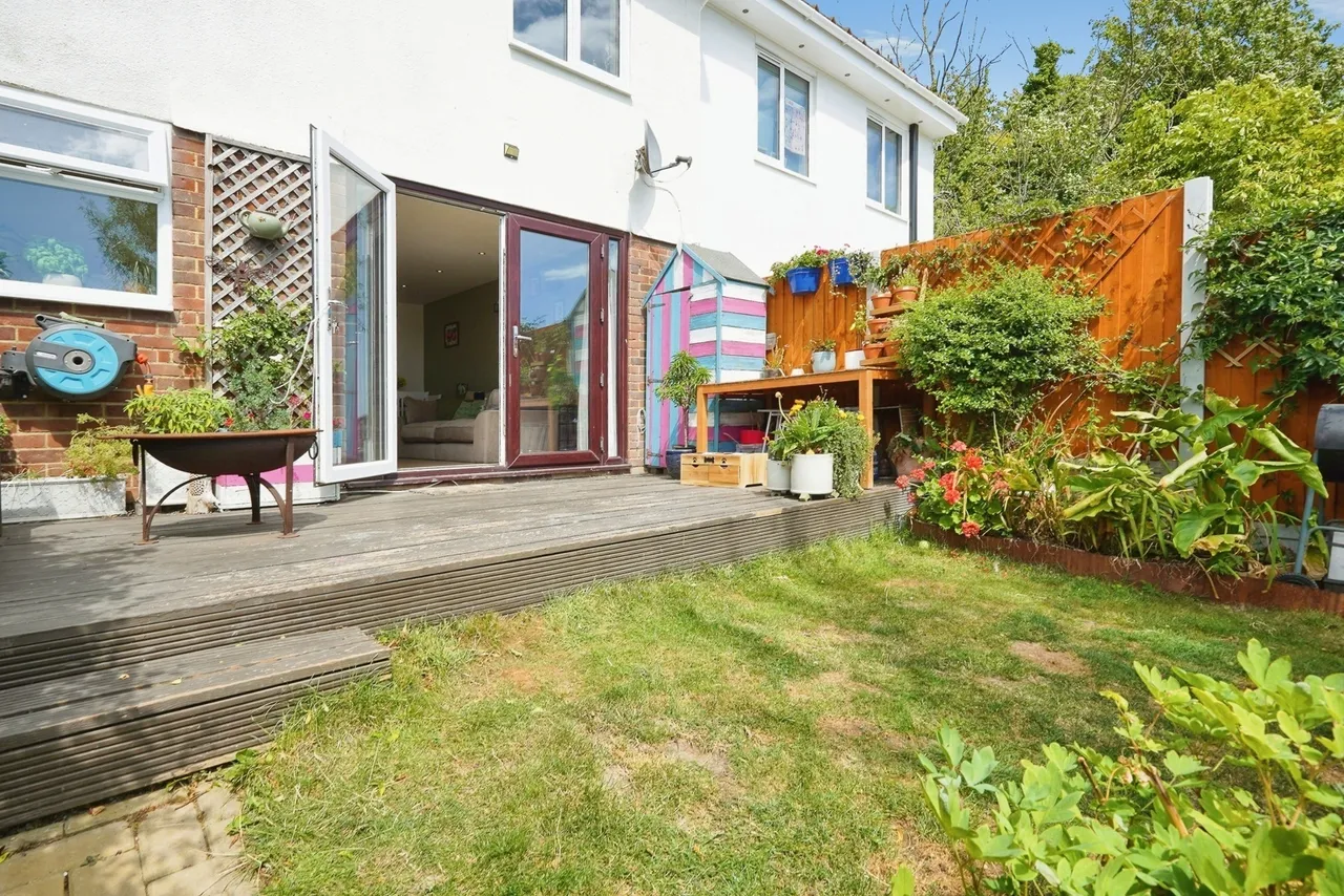 Pilgrim Spring, Folkestone, CT19, photo 17