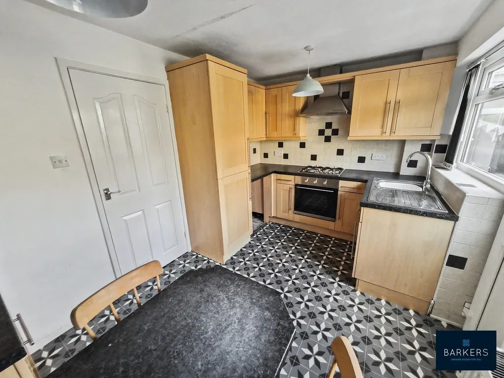 Oakway, Birkenshaw BD11 2PG, photo 4