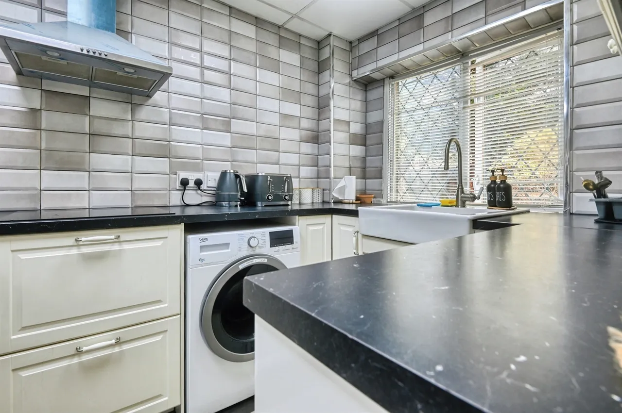 Millbank Grove, Birmingham, B23, photo 6