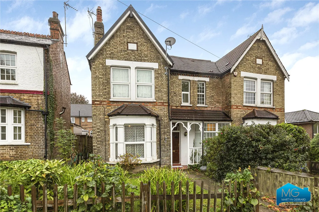 Avenue Road, London, N14, photo 13