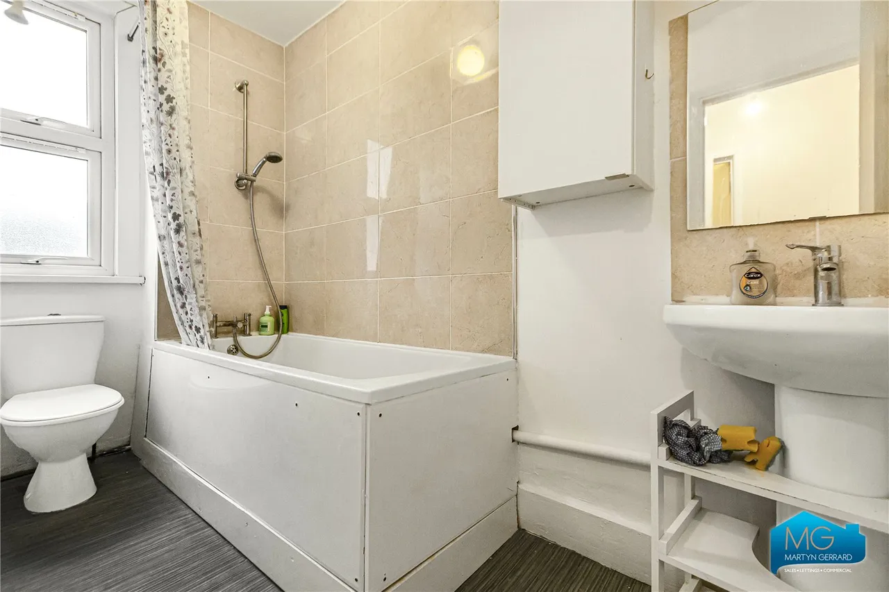 Avenue Road, London, N14, photo 9